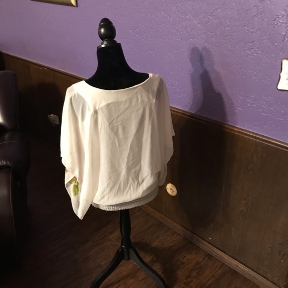 Flowing Top - Picture 3 of 8